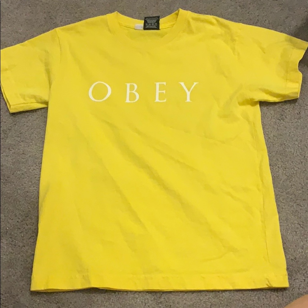 OBEY tshirt